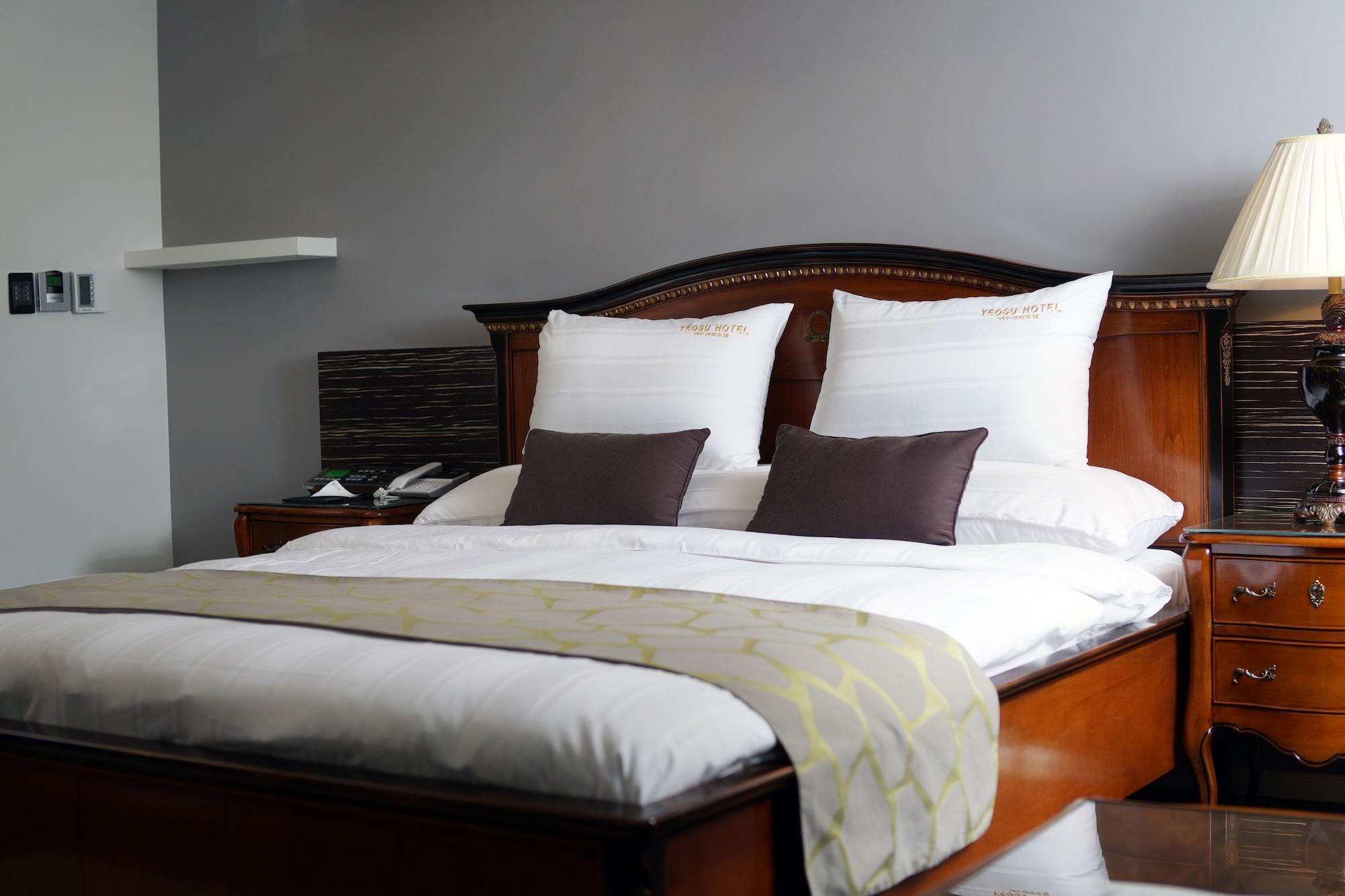 Hotel Matthieu يوسو المظهر الخارجي الصورة
