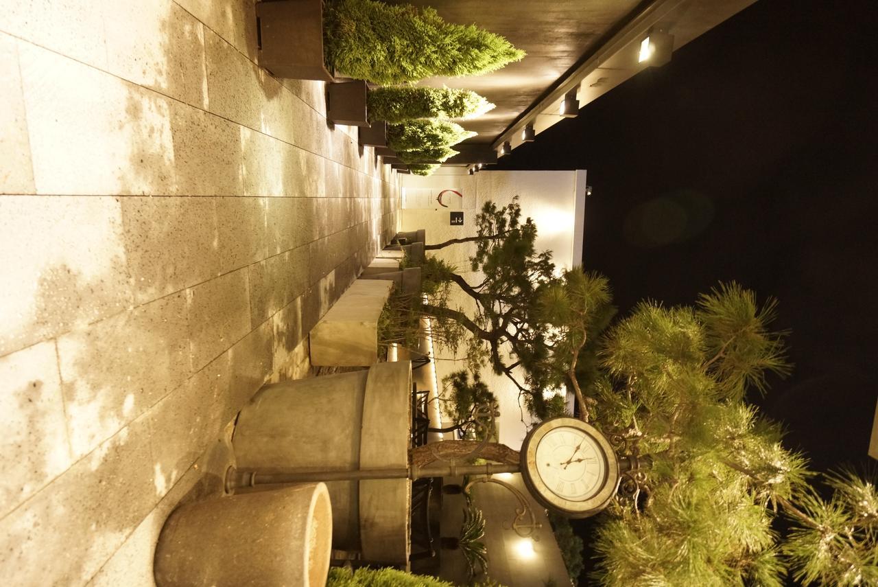 Hotel Matthieu يوسو المظهر الخارجي الصورة